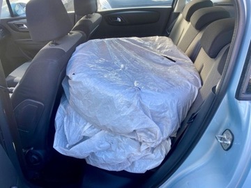 Citroen C4 I Coupe 1.6 i 16v 110KM 2007 Citroen C4 zarejestrowany 2 x kola 1.6 Benzyna 109KM, zdjęcie 17