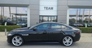 Jaguar XE Sedan 2.0 i4 180KM 2017 Jaguar XE 2.0 Diesel 180KM, zdjęcie 1