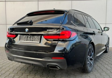 BMW Seria 5 G30-G31 Touring Facelifting 2.0 520d 190KM 2021 BMW Seria 5 M SPORT 4x4 Shadow Line FV 23 2.0 Diesel 190KM, zdjęcie 5