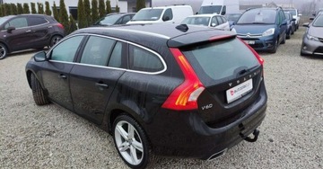 Volvo V60 I Kombi Facelifting 2.0 D4 DRIVE-E 190KM 2016 Volvo V60 2.0D 190 kM Klima Grzana Kanapa Skora Navi Bluetooth Xenon GWARA, zdjęcie 11