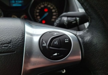 Ford Focus III Kombi 1.0 EcoBoost 125KM 2013 Ford Focus Ford Focus 1.0 Ecoboost, Salon Pl, 2kpl. opon. Benzyna 125KM, zdjęcie 16