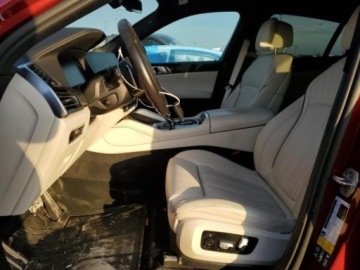 BMW X6 G06 2022 BMW X6 2022, 3.0L, 4x4, od ubezpieczalni 3.0 Benzyna 335KM, zdjęcie 7