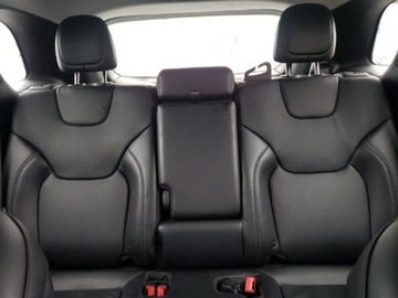 Jeep Cherokee V 2019 Jeep Cherokee Jeep Cherokee Limited 4x4, od ubezpieczalni 3.2 Benzyna 271KM, zdjęcie 9