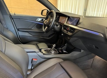 BMW Seria 1 F40 2021 BMW Seria 1 20d salon Polska FV 23 R CARS Warszawa 2.0 Diesel 150KM, zdjęcie 8