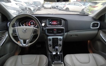 Volvo 2016 Volvo V40 Cross Country I rej. 2017 Salonowy. 1.5 B AUT. OCEANCROSS. Uszk, zdjęcie 5