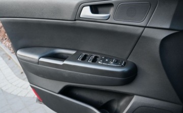Kia Sportage III SUV Facelifting 1.7 CRDi 115KM 2016 Kia Sportage 1,7 CRDI 115 KM BI-Xenon Nawigacja Kamera asystent 1.7 Diesel, zdjęcie 13
