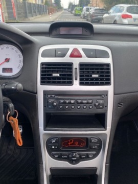 Peugeot 307 I Cabrio 2.0 16V 136KM 2004 Peugeot 307 CC CABRIOLET HARDTOP JASNE SKORY GRZANE FOTELE KLIMATYZACJA CZ, zdjęcie 9