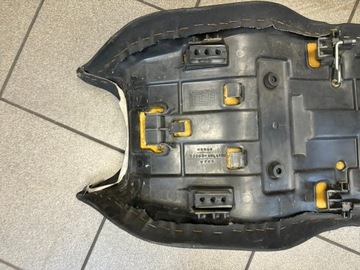 Honda NTV 650 Довиль Сиденье