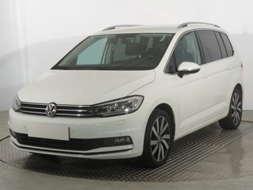 Volkswagen Touran III 1.5 TSI EVO 150KM 2019 VW Touran 1.5 TSI, Salon Polska, Serwis ASO, zdjęcie 1