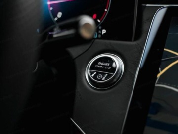 Mercedes Klasa E W214 Sedan 2.0 220d 197KM 2025 E Klasa 220 d 4-Matic AMG 2.0 (197KM) 2025, zdjęcie 11