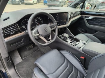 Volkswagen Touareg III SUV Facelifting 3.0 V6 TDI 286KM 2024 Volkswagen Touareg 3.0 V6 TDI 285KM 4Mot. Elegance, zdjęcie 12