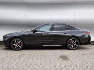 BMW Seria 5 G90-91 Touring 2.0 520d 197KM 2025 BMW Seria 5 520d xDrive Sport Sedan 2.0 (197KM) 2025, zdjęcie 1