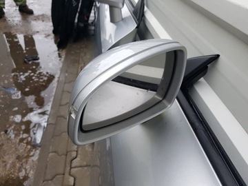 AUDI TT 8J 06-14R DVEŘE LEVÉ ZRCÁTKO LY7W