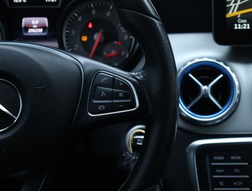 Mercedes GLA I Off-roader 1.6 180 122KM 2016 Mercedes GLA GLA 180, Salon Polska, Serwis ASO, zdjęcie 19