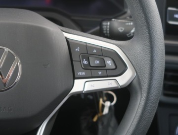 Volkswagen Polo VI Hatchback 5d Facelifting 1.0 TSI 95KM 2022 VW Polo 1.0 TSI, Salon Polska, 1. Właściciel, zdjęcie 16