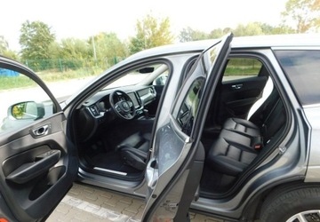 Volvo XC60 II Crossover D3 150KM 2020 Volvo XC 60 z Gwarancja Kamera Skora Podgrzewane Fotele 2.0 Diesel 150KM, zdjęcie 12