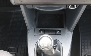 Volkswagen Caddy III Kombi Facelifting 1.6 TDI 102KM 2014 Volkswagen Caddy 1.6D 102KM przeb.163tys klima hak ksiazka 1.6 Diesel, zdjęcie 25