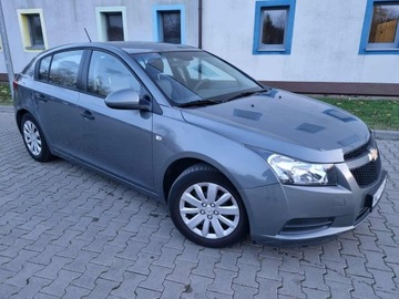 Chevrolet Cruze Hatchback 5d 1.6 16V DOHC 124KM 2012 Chevrolet Cruze 1.6 LT Gaz LPG Serwis Bezwypadek