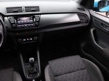 Skoda Fabia III Hatchback Facelifting 1.0 TSI 110KM 2020 Skoda Fabia 1.0 TSI, Salon Polska, Klima, zdjęcie 7