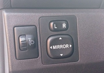 Toyota Yaris II Hatchback 5d 1.0 VVT-i 69KM 2009 Toyota Yaris Kupiony w Polsce - benzyna - klimatyzacja Benzyna 69KM, zdjęcie 23