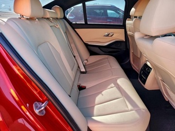 BMW Seria 3 G20-G21 2021 BMW Seria 3 330e 2021 2.0 Hybryda 288KM, zdjęcie 2