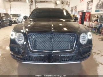Bentley Bentayga 2017 Bentley Bentayga 2017 W12, 6.0, 4x4, od ubezpieczyciela 6.0 Benzyna 600KM, zdjęcie 10