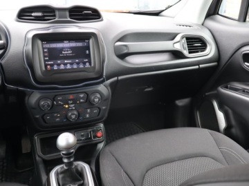 Jeep Renegade SUV Facelifting 1.0 GSE T3 Turbo 120KM 2019 Jeep Renegade 1.0 T-GDI, Salon Polska, Serwis ASO, zdjęcie 7