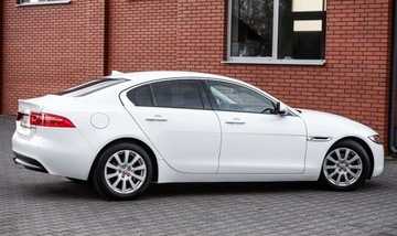 Jaguar XE Sedan 2.0 i4 180KM 2015 Jaguar XE R-SPORT 2.0D 180Ps Ledy Automat 4x4 Xenon Skora Navi 1 wl. Salon, zdjęcie 15