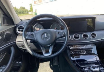 Mercedes Klasa E W213 Kombi 2.0 220d 194KM 2017 Mercedes-Benz Klasa E Avantgarde I 195 KM I Vat23 I Lexus Leszno Toyota M, zdjęcie 17