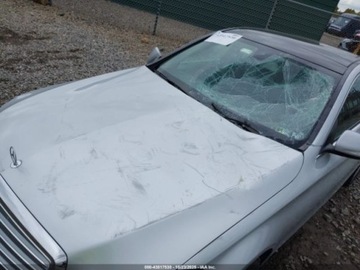 Mercedes Klasa C W205 2015 Mercedes-Benz Klasa C 2015 MERCEDES-BENZ C 300 LUXURY 4MATIC 2.0 Benzyna, zdjęcie 16