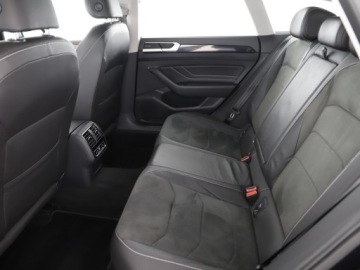 Volkswagen Arteon Fastback Facelifting 2.0 TDI SCR 150KM 2022 Volkswagen Arteon Shooting Brake Hak | Harman-Kard, zdjęcie 11