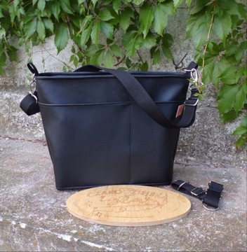 Экологически чистая сумка-органайзер для коляски большой вместимости.