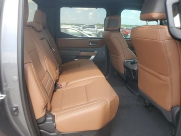 Toyota Tundra II 2024 Toyota Tundra Crewmax Platinium 2024 3.4l 3.4 Hybryda 437KM, zdjęcie 10