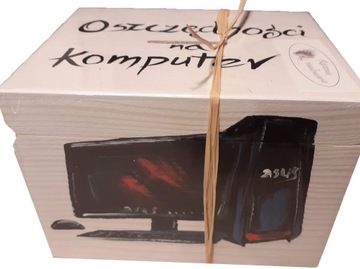 Drewniana Skarbonka kluczyk oszczędności komputer