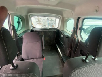 Mercedes Citan W415 Tourer 1.5 111 CDI 110KM 2017 Mercedes Citan Tourer Niepełnosprawnych inwalida, zdjęcie 5