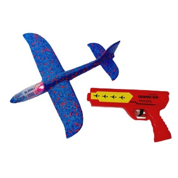 САМОЛЕТ ИЗ ПЕНОСТРОЕНИЯ СТРЕЛЯЛ ИЗ СВЕТОДИОДНОЙ ПУСКОВОЙ ПУШКИ