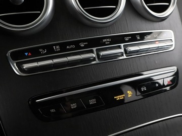 Mercedes GLC C253 SUV Plug-In 2.0 300e 320KM 2022 Mercedes GLC 300 PHEV 4x4 skóra full LED panorama, zdjęcie 27