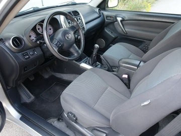 Toyota RAV4 II 2.0 i 16V 150KM 2004 Toyota RAV-4 2.0 Ben.150KM/4X4/ I Wł.w Polsce, zdjęcie 10