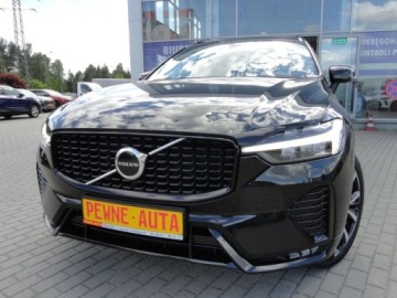 Volvo XC60 II 2022 Volvo XC 60 R Design Navi Full Led Alu 20 Skora B4 Kamera Keyless Go 2022