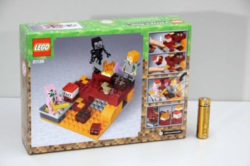 LEGO Minecraft 21139 - Пустота Бой FV