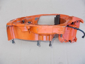 Картер левая полуболтовая пила Husqvarna 346xp 351 353