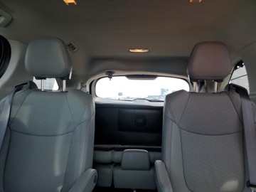 Toyota Sienna III 2024 Toyota Sienna Limited 2024 2.5l 2.5 Hybryda 245KM, zdjęcie 10