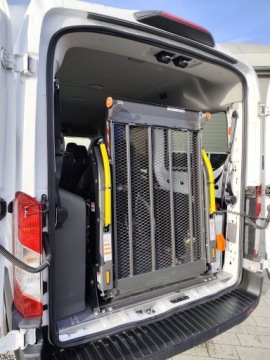 Ford Transit VIII 2020 Ford Transit 9 osobowy automat winda przewóz osoby na wózku pfron, zdjęcie 6