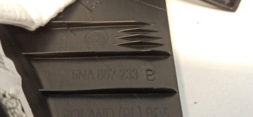 VW Tiguan II Left Shoiler Front 5NA867233B