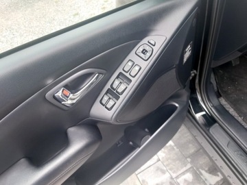 Hyundai ix35 SUV 1.7 CRDi 115KM 2011 Hyundai ix35 Hyundai ix35 1.7 CRDi Premium 2WD 1.7 Diesel 115KM, zdjęcie 12