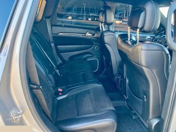 Jeep Grand Cherokee IV 2013 Jeep Grand Cherokee 6.4 V8 SRT8 Benzyna 468KM 4x4 2013r Niski przebieg, zdjęcie 19