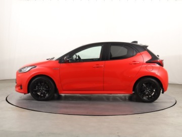 Toyota Yaris IV Hatchback 1.5 Hybrid Dynamic Force 116KM 2020 Toyota Yaris 1.5 VVT-i Hybrid, Salon Polska, zdjęcie 2