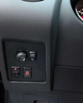 Nissan Qashqai I Crossover Facelifting  1.6 117KM 2012 Nissan Qashqai salon Polska ,dach panoramiczny 1.6 Benzyna 116KM, zdjęcie 13