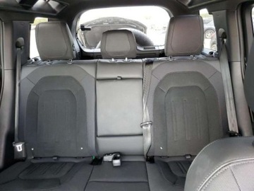 Land Rover Defender IV (L663) 2023 Land Rover Defender 2023, 5.0L, 4x4, 110, od ubezpieczalni 5.0 Benzyna, zdjęcie 8