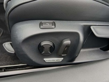 Volkswagen Passat B8 Variant Facelifting 2.0 TDI SCR 150KM 2024 Volkswagen Passat 2.0TDI 150KM Elegance DSG SerwisASO Acc Matrix Hak Navi, zdjęcie 9